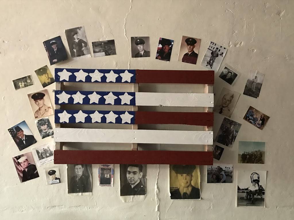 Hutch on Main | restaurant | 219 Main St, New Castle, VA 24127, USA | 5408648824 OR +1 540-864-8824