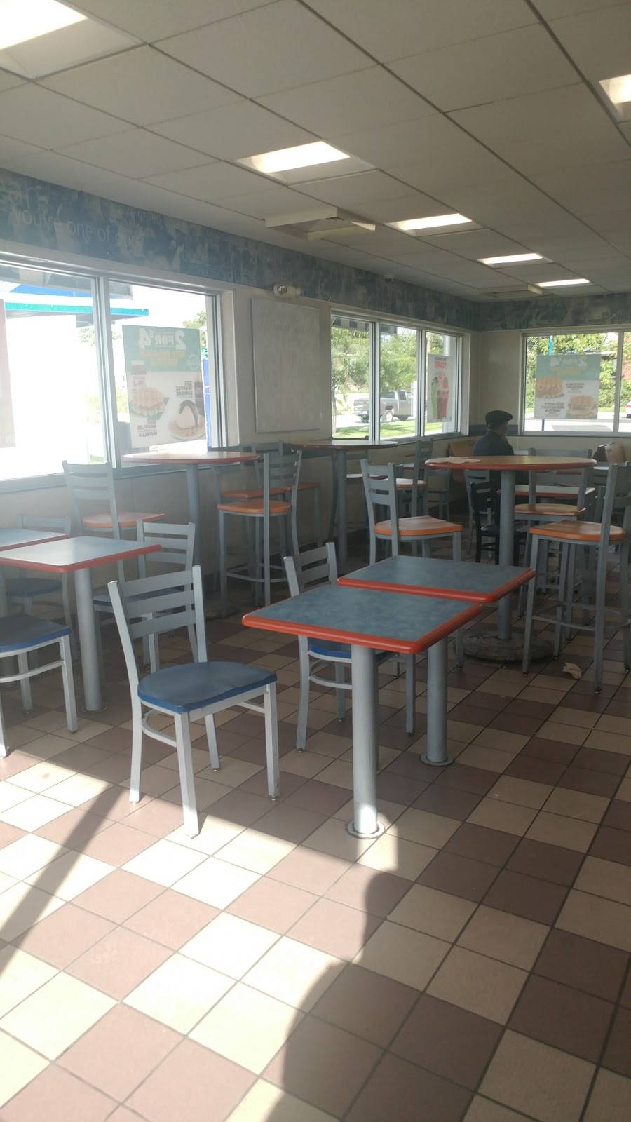 White Castle | restaurant | 801 E 5th Ave, Columbus, OH 43201, USA | 6142992180 OR +1 614-299-2180