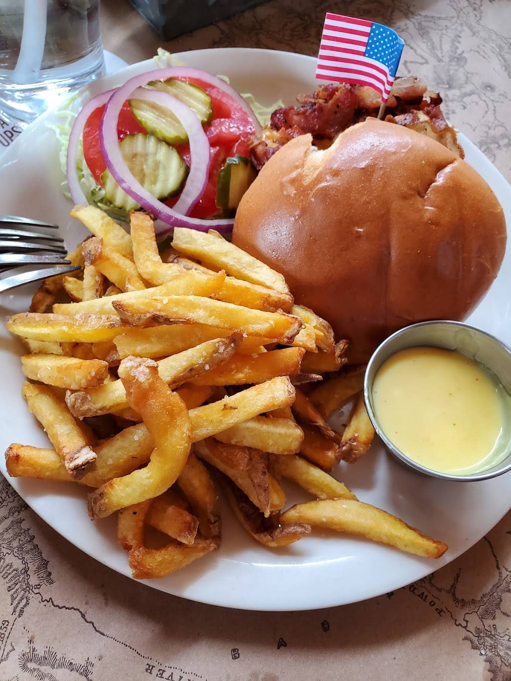 Teds Montana Grill | restaurant | 6100 Avalon Blvd, Alpharetta, GA 30009, USA | 6787109025 OR +1 678-710-9025