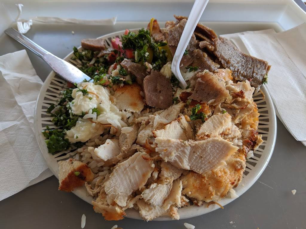 Restaurant LAmi Taouk | restaurant | 18 Rue Simonds S, Granby, QC J2G 7Z3, Canada | 4509910880 OR +1 450-991-0880