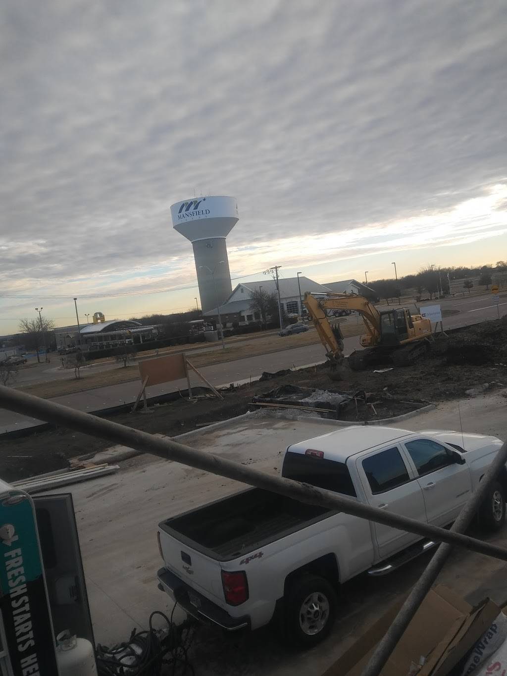 Zoës Kitchen | restaurant | 3161 E Broad St Space 101, Mansfield, TX 76063, USA | 8174050642 OR +1 817-405-0642