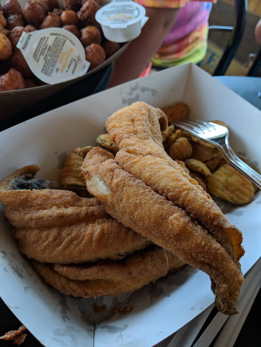 Mermaids Island Grill | restaurant | 102 Jordan Blvd, Holden Beach, NC 28462, USA | 9108424999 OR +1 910-842-4999