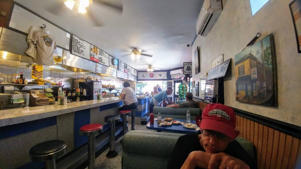 Angelos Luncheonette | restaurant | 1722 N Scott St, Wilmington, DE 19806, USA | 3026588625 OR +1 302-658-8625
