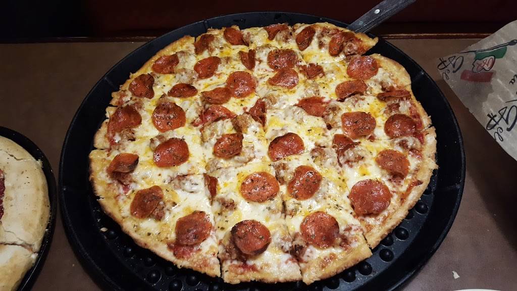 Gelsosomos Pizzeria Crown Point & Region On Tap | restaurant | 11319 Broadway, Crown Point, IN 46307, USA | 2196622828 OR +1 219-662-2828