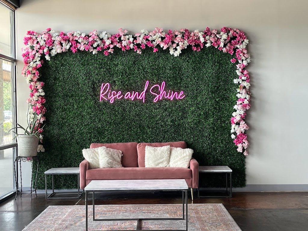 Azaleas | restaurant | 750 Colonial Promenade Pkwy Suite 5200, Alabaster, AL 35007, USA | 2053969634 OR +1 205-396-9634