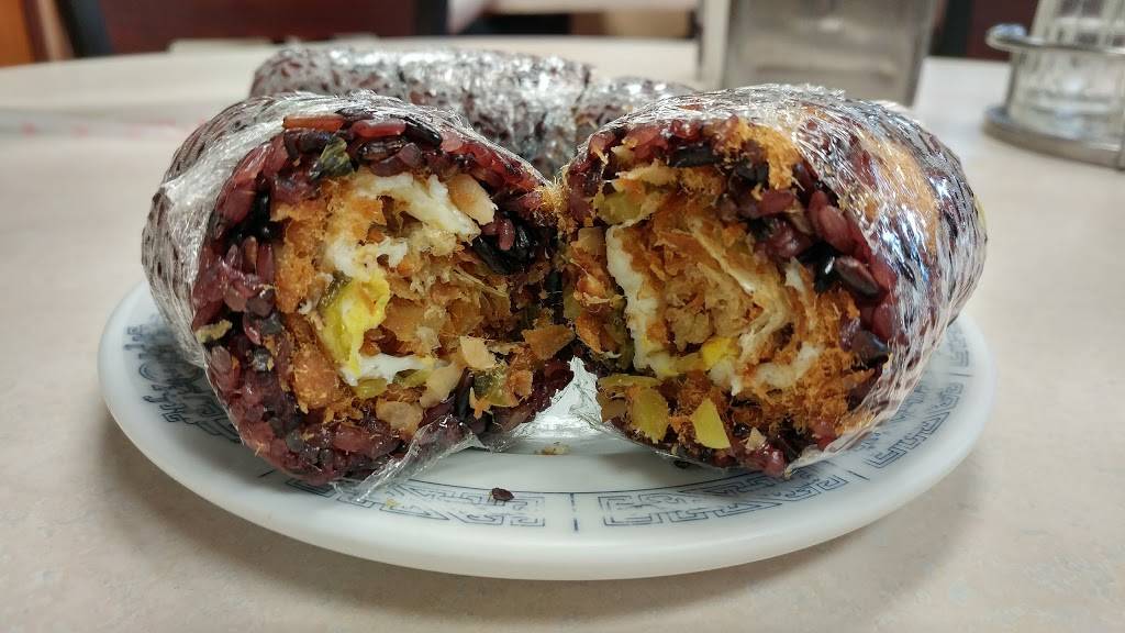 Huge Tree Pastry | restaurant | 423 N Atlantic Blvd, Monterey Park, CA 91754, USA | 6264588689 OR +1 626-458-8689