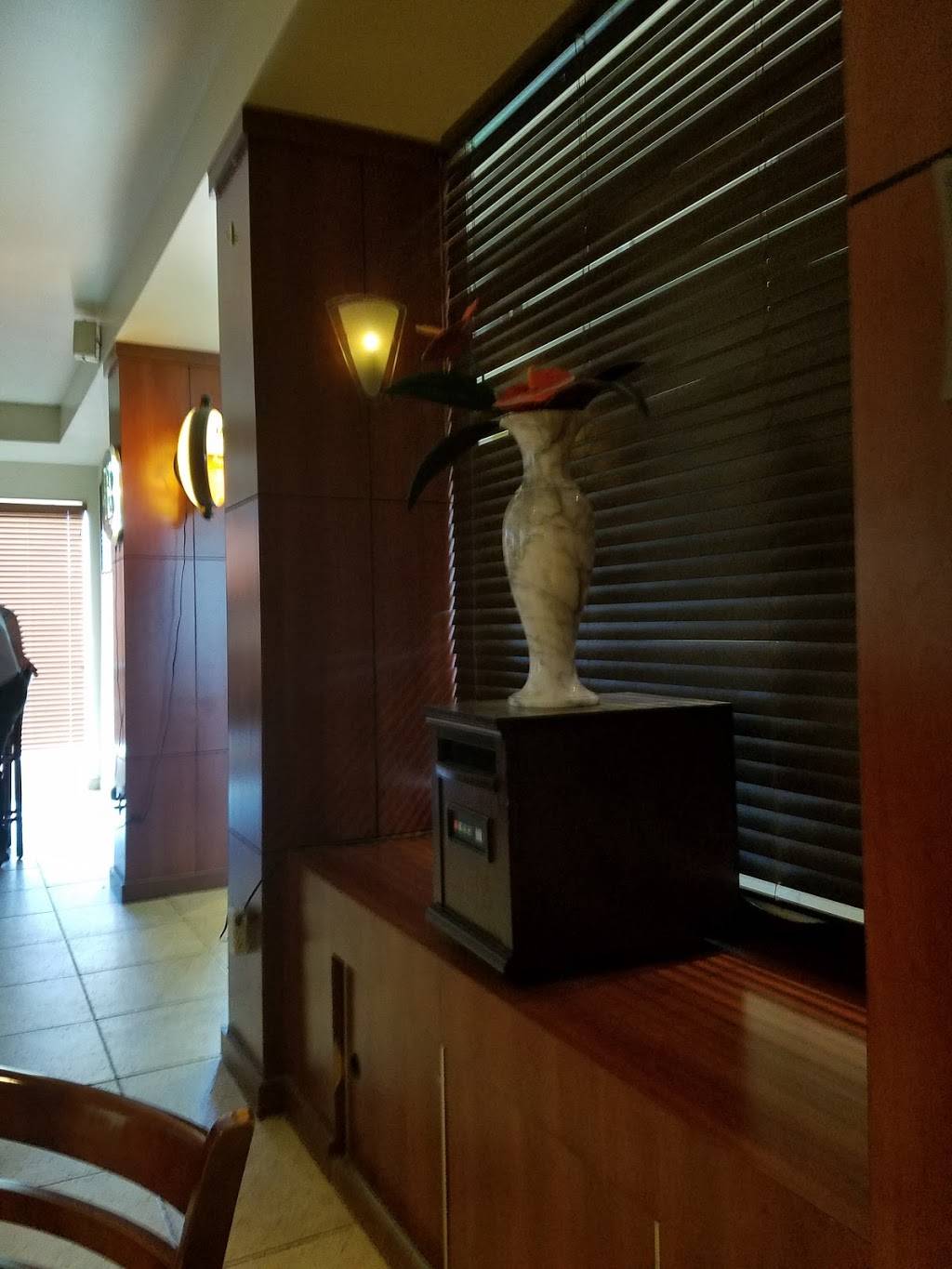 Sabas Bistro | restaurant | 1705 Toll Gate Dr, Maumee, OH 43537, USA | 4192620081 OR +1 419-262-0081