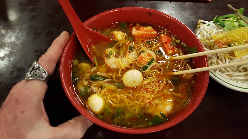 PK Noodles | restaurant | 11925 Beach Blvd #204, Jacksonville, FL 32246, USA | 9046460707 OR +1 904-646-0707