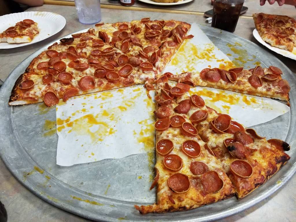 Mountain Mikes Pizza | meal delivery | 2751 Shaffer Rd #17, Atwater, CA 95301, USA | 2093585000 OR +1 209-358-5000