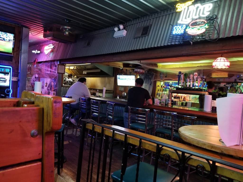 Illinois Bar & Grill | restaurant | 4135 W 47th St, Chicago, IL 60632, USA | 7738472525 OR +1 773-847-2525