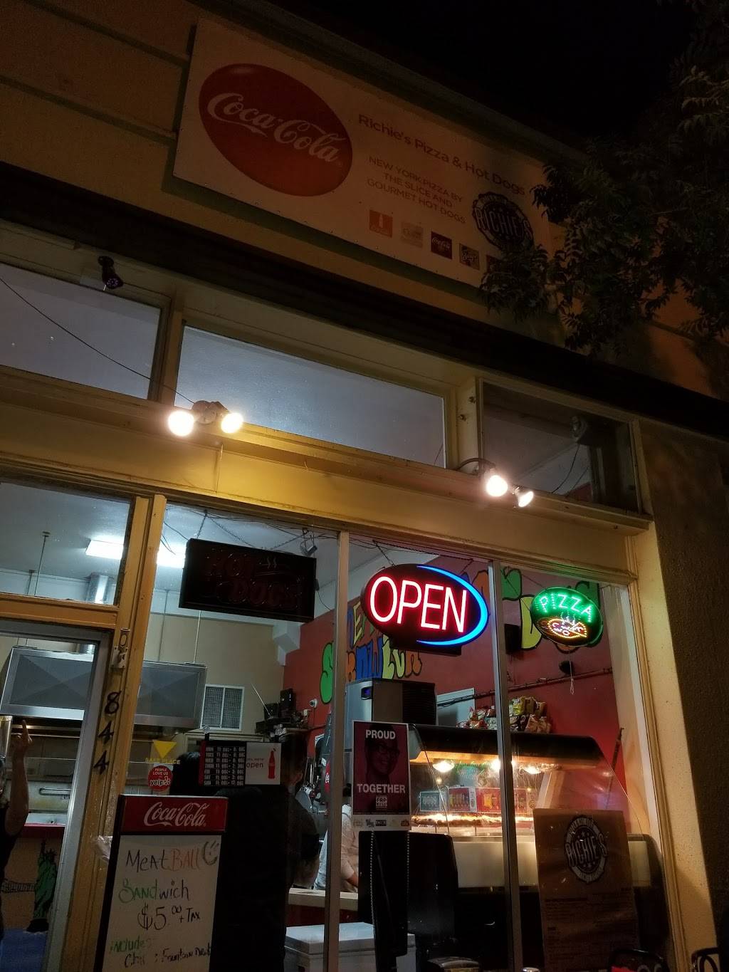 Richies Pizza & Hot Dogs | restaurant | 844 E Olive Ave, Fresno, CA 93728, USA | 5594410067 OR +1 559-441-0067