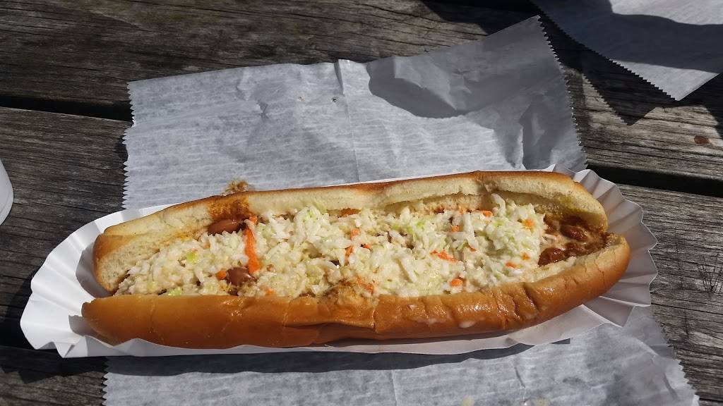 Tellico Beach Drive In | restaurant | 1801 Cherohala Skyway, Tellico Plains, TN 37385, USA | 4232532606 OR +1 423-253-2606