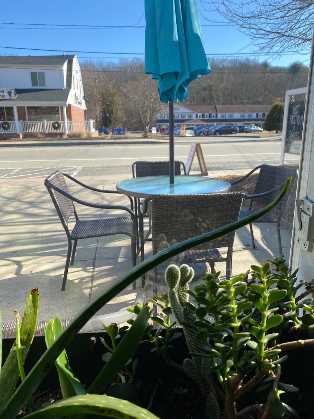 Brewed Awakening Llc | restaurant | 19 Killingworth Rd, Higganum, CT 06441, USA | 8603459500 OR +1 860-345-9500