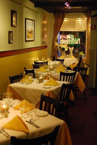 Fiddleheads Restaurant, New American Bistro | restaurant | 27 E Railroad Ave, Jamesburg, NJ 08831, USA | 7325210878 OR +1 732-521-0878