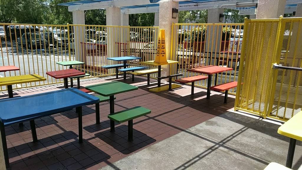 McDonalds | cafe | 4444 Chiles Rd, Davis, CA 95616, USA | 5307535001 OR +1 530-753-5001