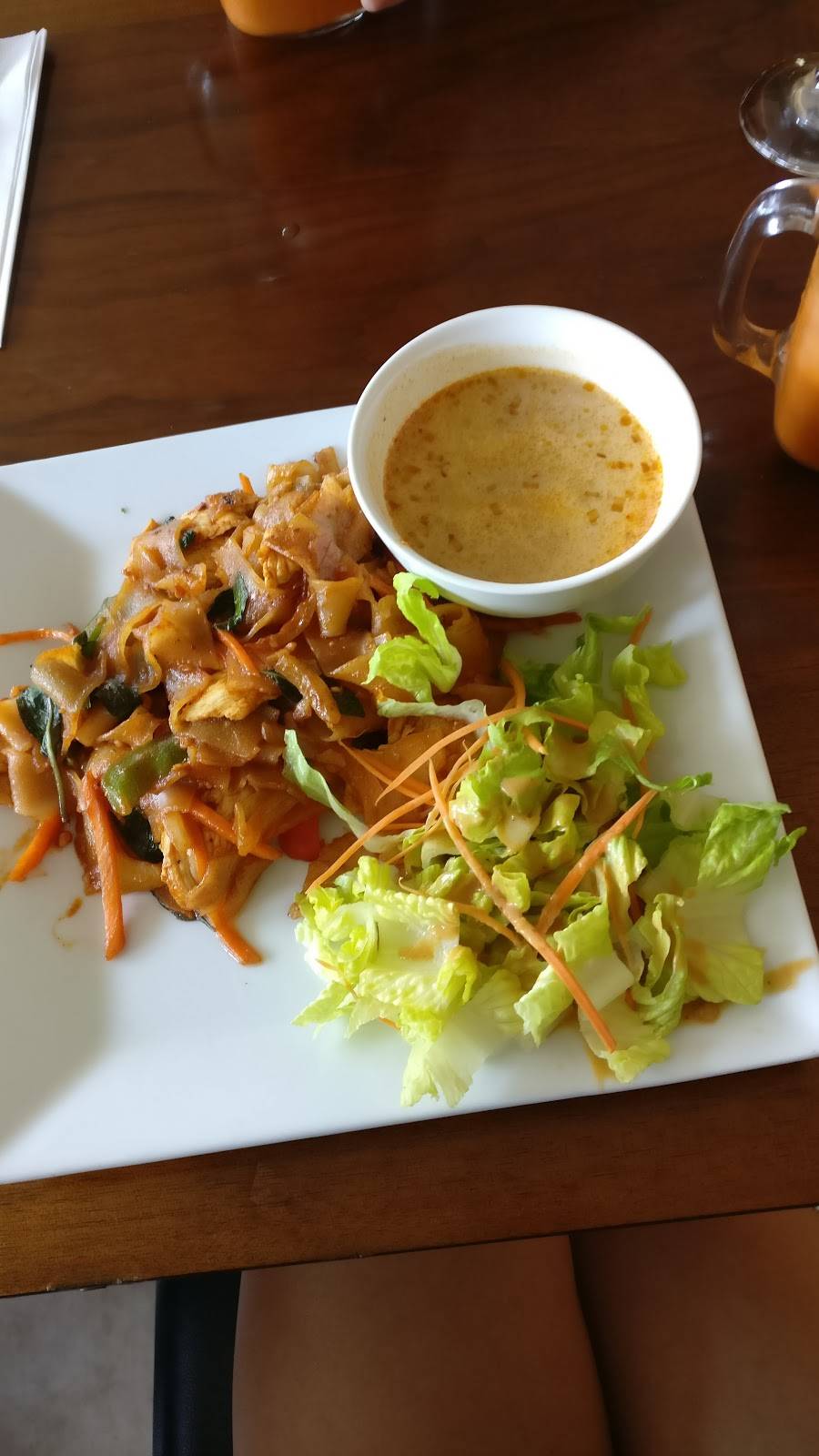 Kinaly Thai Restaurant | restaurant | 3036, 1220 E Mission Rd, San Marcos, CA 92069, USA | 7604809113 OR +1 760-480-9113