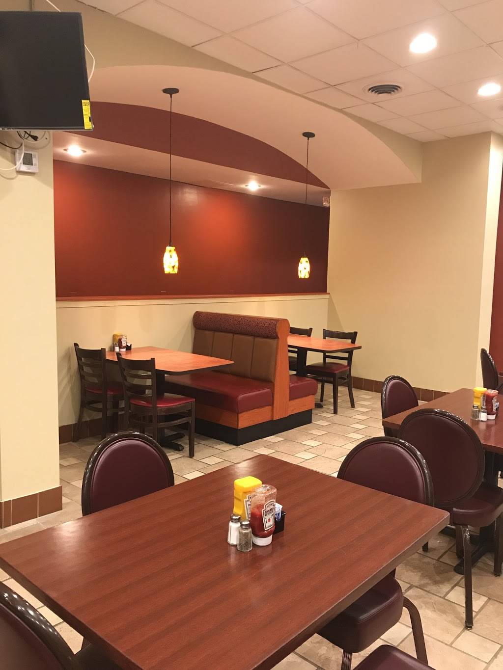 Butlers Kitchen | restaurant | 626 Towne Center Dr, Joppa, MD 21085, USA | 4433133969 OR +1 443-313-3969