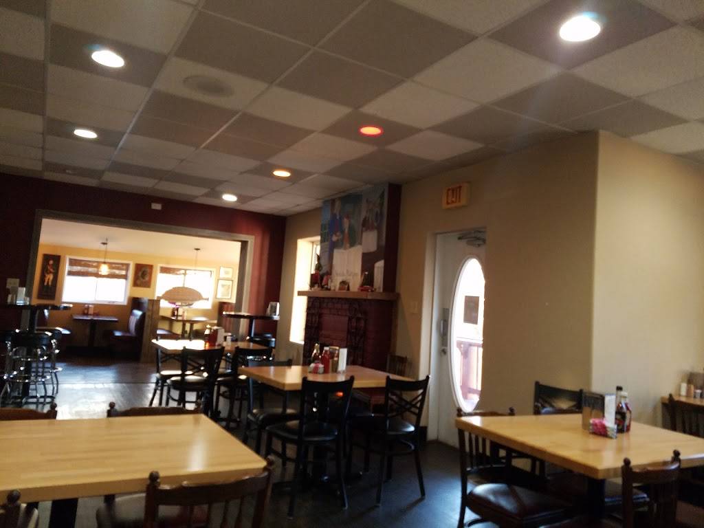 Patriots Grill | restaurant | 7313 Main St, Gloucester, VA 23061, USA | 8048249703 OR +1 804-824-9703