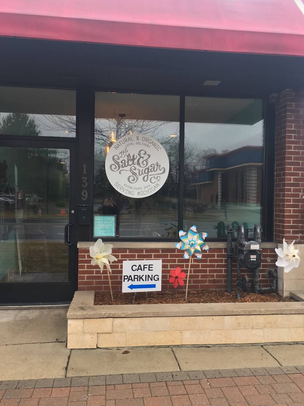 The Salt & Sugar Co. | restaurant | 139 W 14 Mile Rd, Clawson, MI 48017, USA | 2486296808 OR +1 248-629-6808