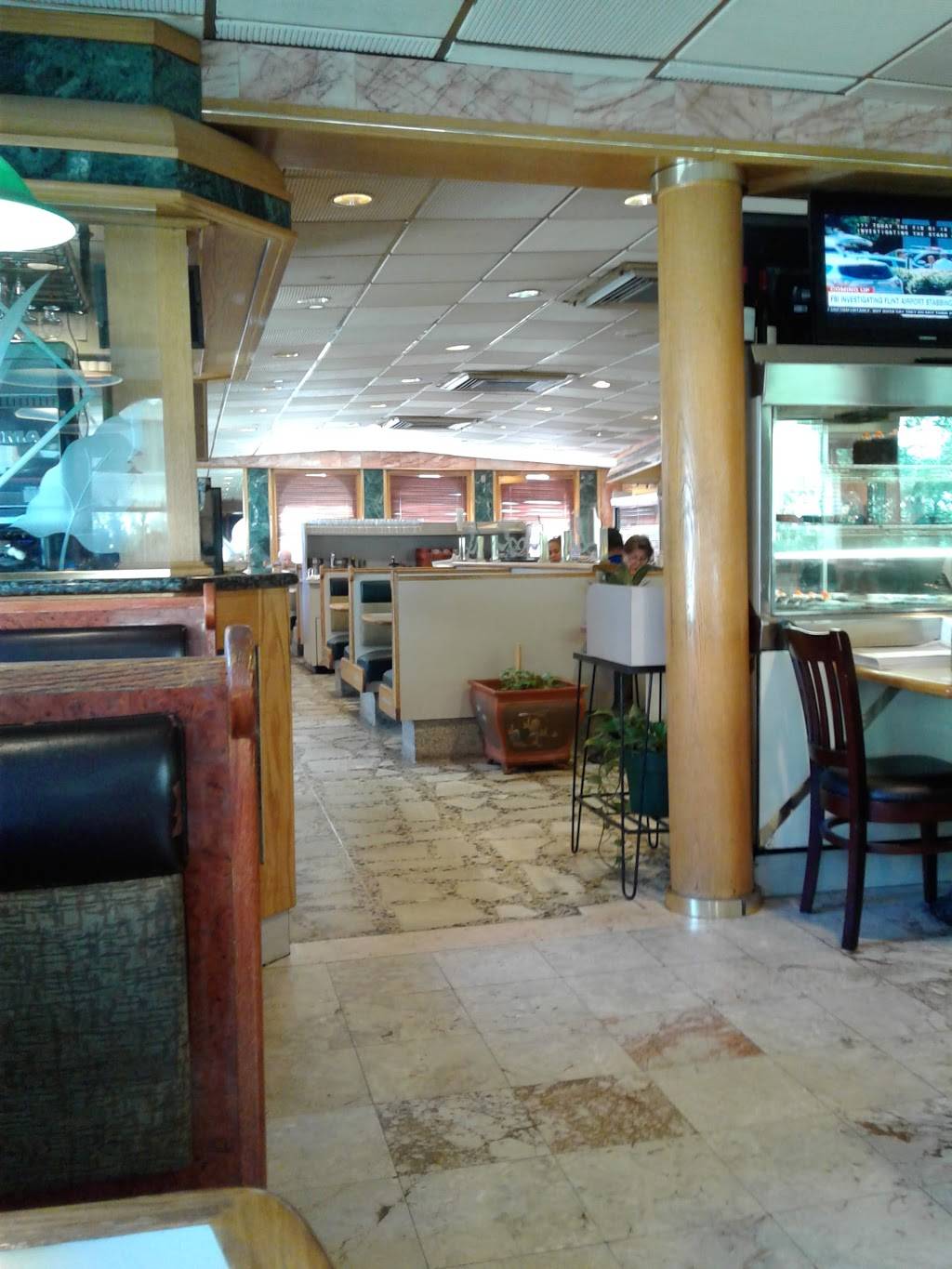 VIP Diner | restaurant | 175 Sip Ave, Jersey City, NJ 07306, USA | 2017921400 OR +1 201-792-1400