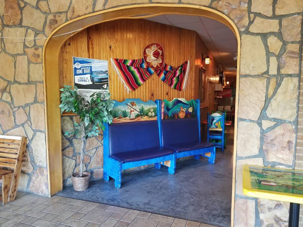 Casa Mexicana | restaurant | 840 Overton Plaza, Livingston, TN 38570, USA | 9318238875 OR +1 931-823-8875
