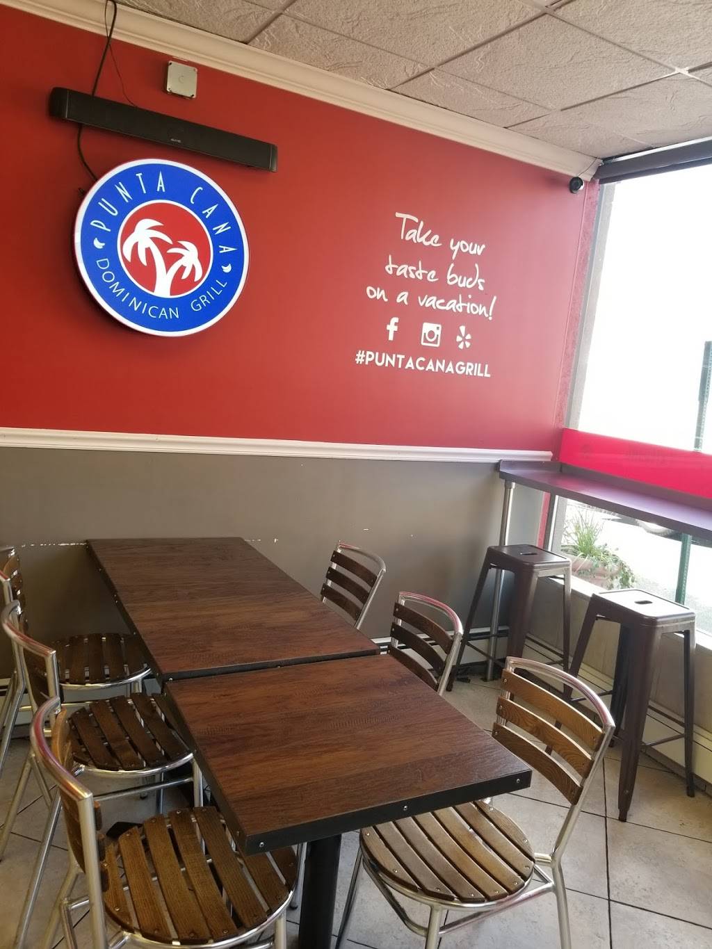 Punta Cana Dominican Grill | restaurant | 162 Post Ave, Westbury, NY 11590, USA | 5162804099 OR +1 516-280-4099