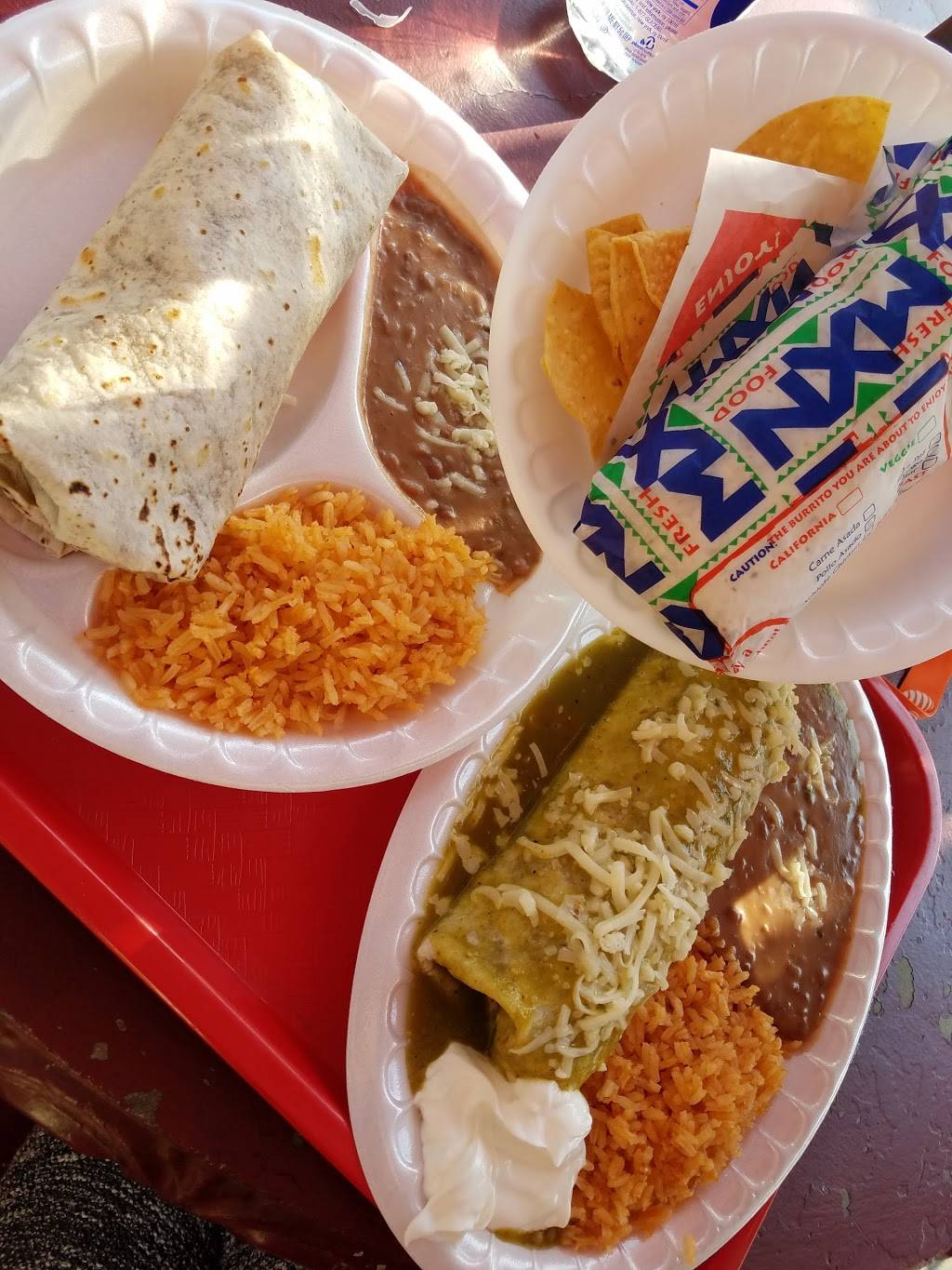 Cocineros Mexican Food | restaurant | 1526 W Mission Blvd, Pomona, CA 91766, USA | 9096222483 OR +1 909-622-2483