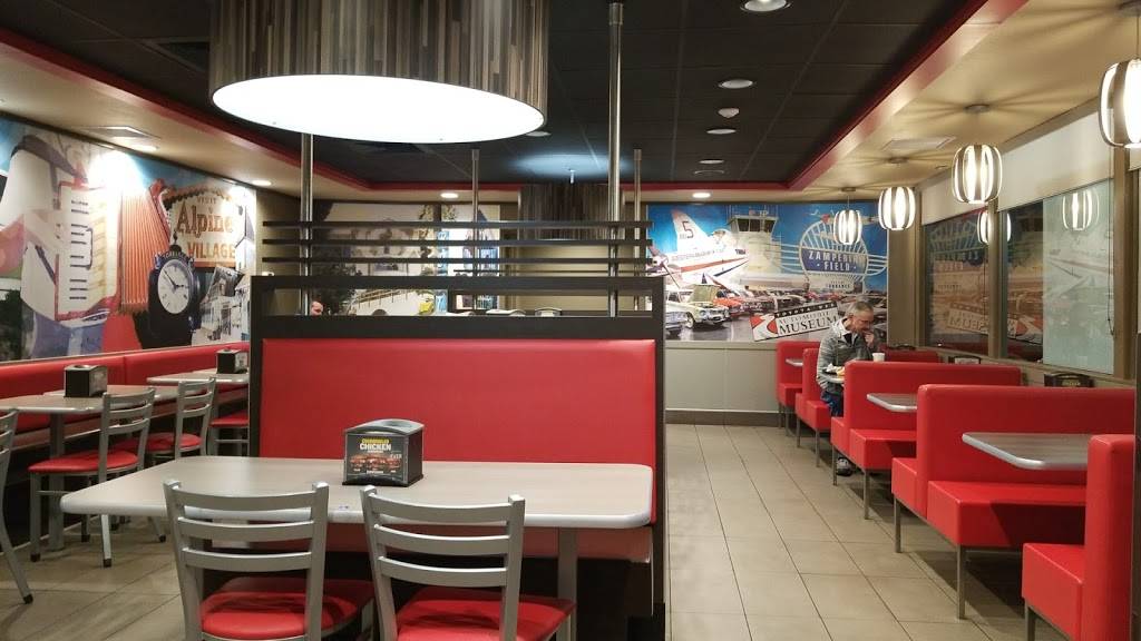 Carls Jr. | restaurant | 24010 Hawthorne Blvd, Torrance, CA 90505, USA | 3103752844 OR +1 310-375-2844