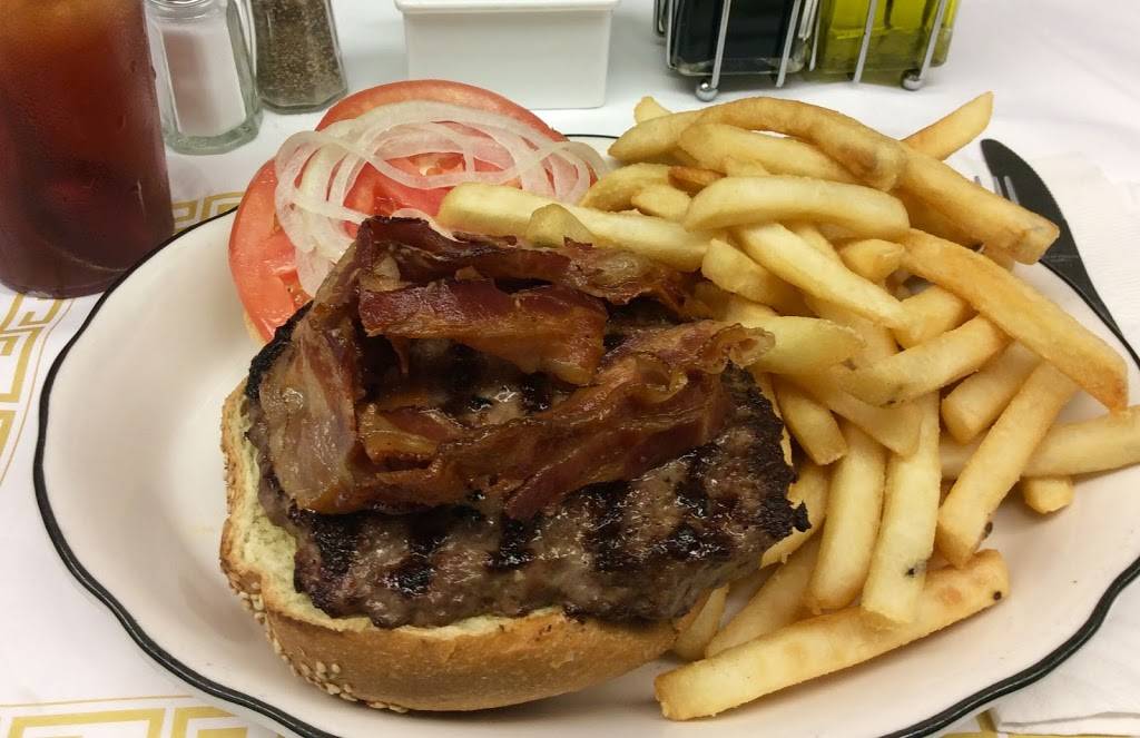 Atlantis Pizzeria and Family Restaurant | restaurant | 3648 King St, Alexandria, VA 22302, USA | 7036710250 OR +1 703-671-0250