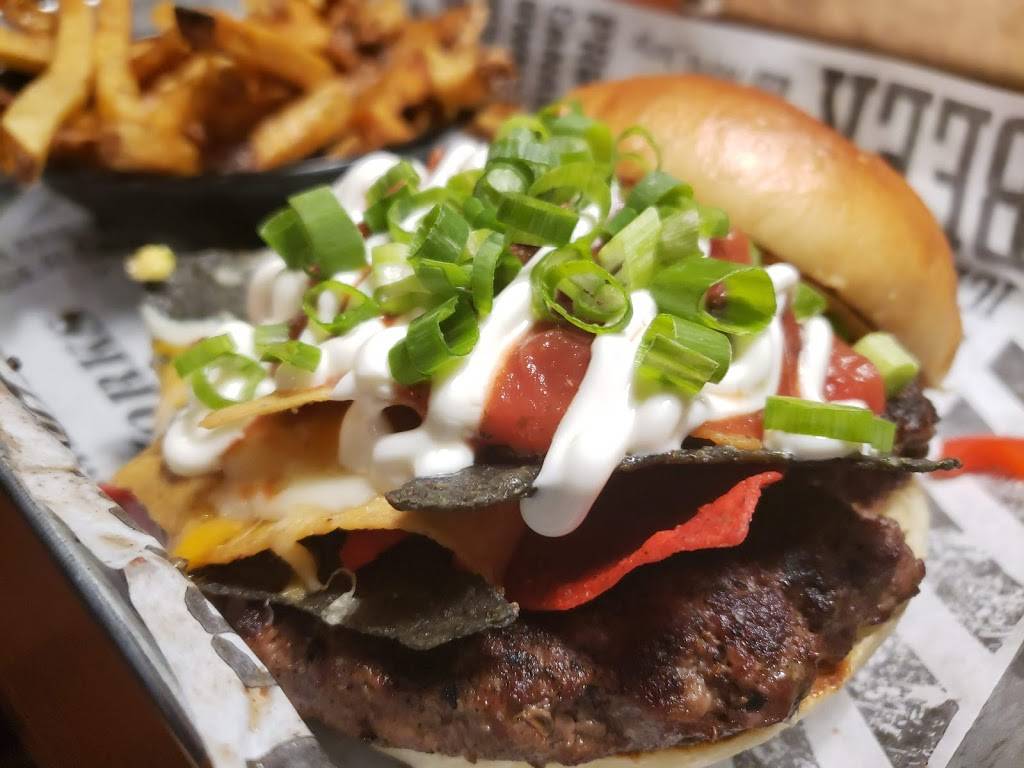 The Works | restaurant | 190 Main St E, Milton, ON L9T 1N8, Canada | 9058750700 OR +1 905-875-0700