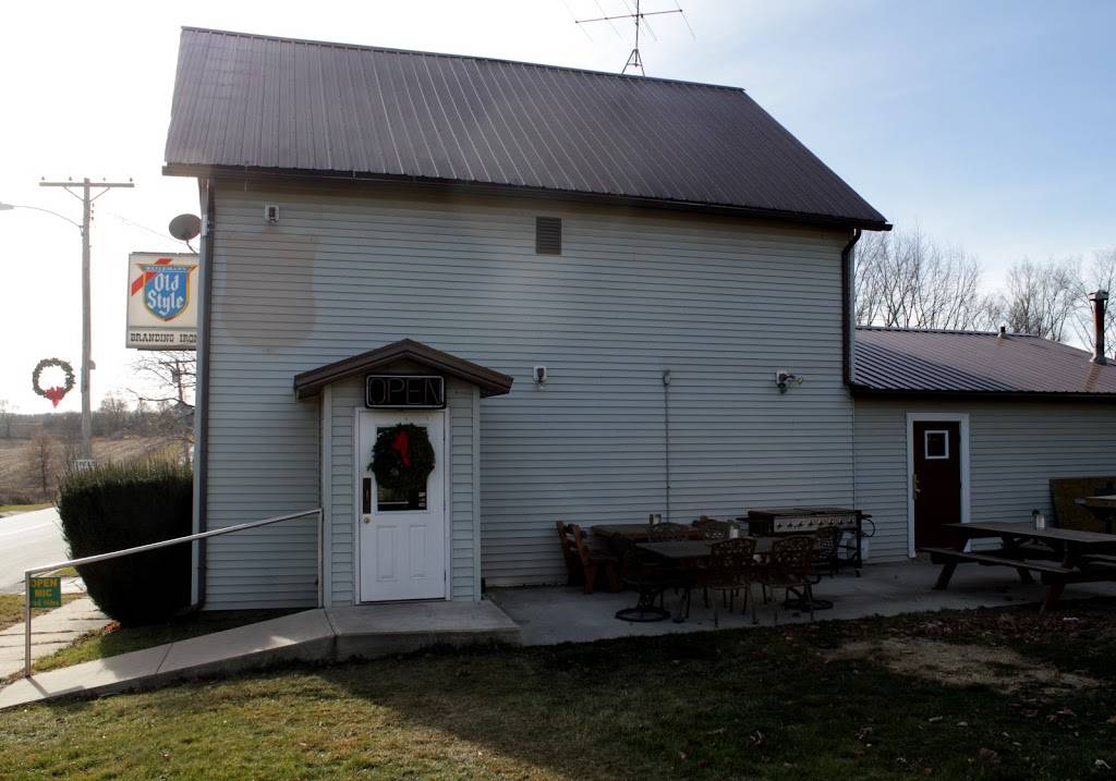 Branding Iron Roadhouse | restaurant | 132 S Main St, Lime Ridge, WI 53942, USA | 6089862807 OR +1 608-986-2807