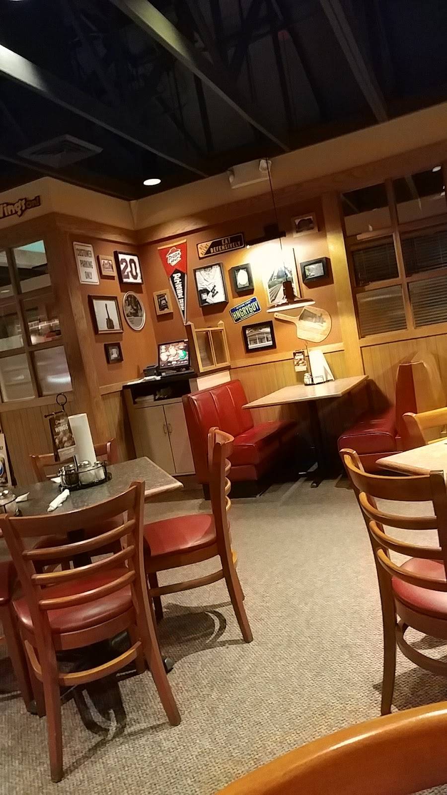 Pizza Hut | restaurant | 101 N Londonderry Square, Palmyra, PA 17078, USA | 7178322200 OR +1 717-832-2200