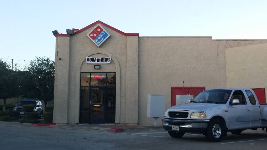 Dominos Pizza | meal delivery | 1377 S Lilac Ave Ste 101, Bloomington, CA 92316, USA | 9098203000 OR +1 909-820-3000