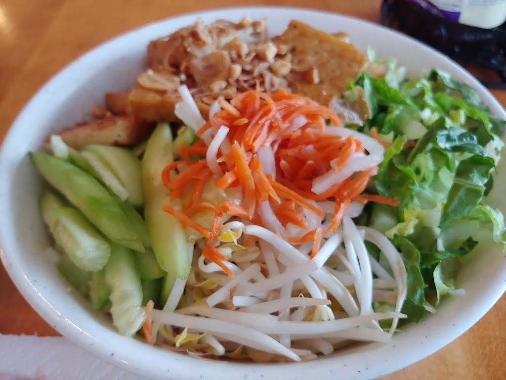 Les Baguette Banh Mi Cafe | restaurant | 4607 Dryades St #5529, New Orleans, LA 70115, USA | 5048952620 OR +1 504-895-2620