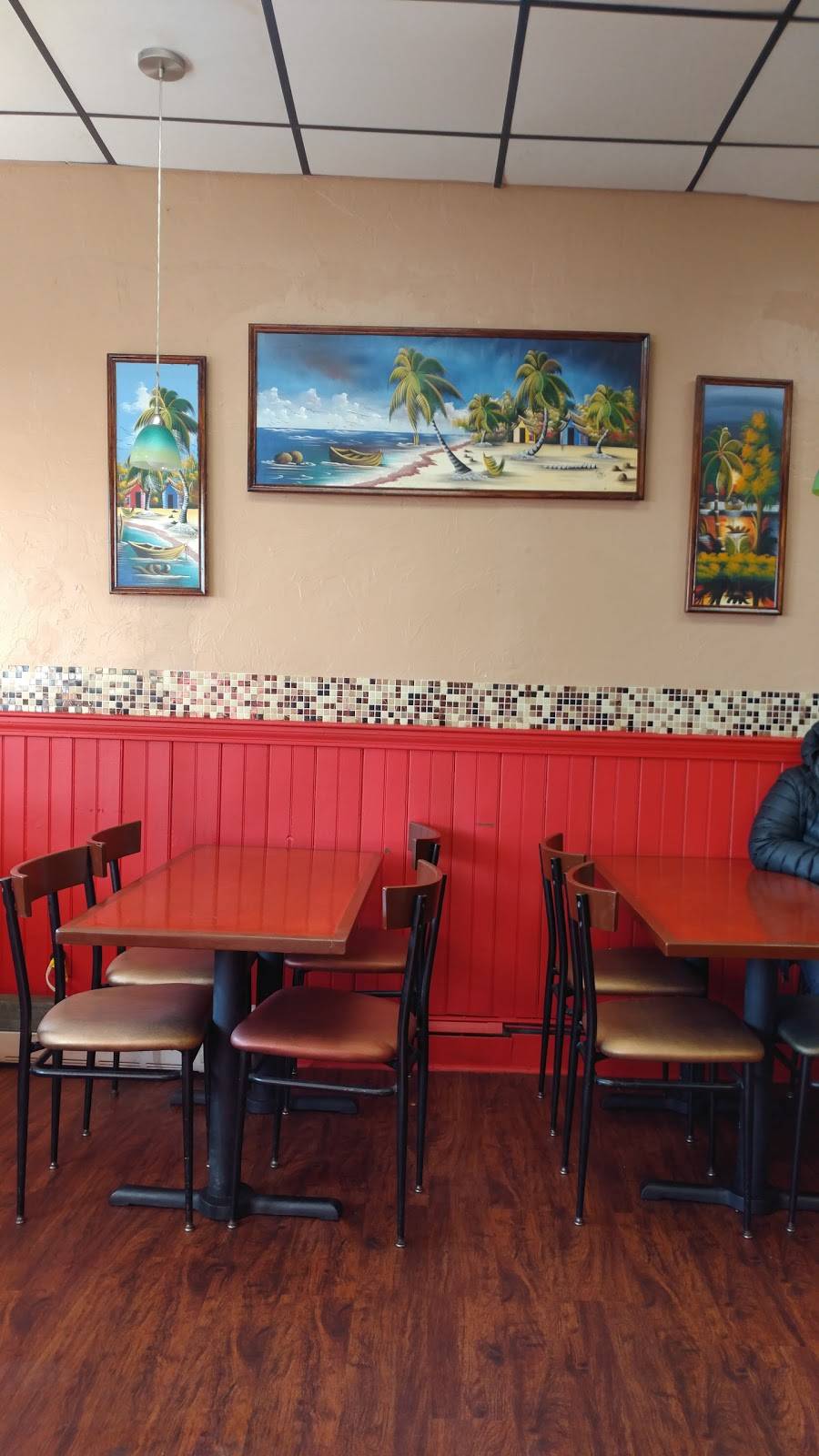 Las Palmas Restaurant | restaurant | 4337 Washington St, Roslindale, MA 02131, USA | 6173233339 OR +1 617-323-3339