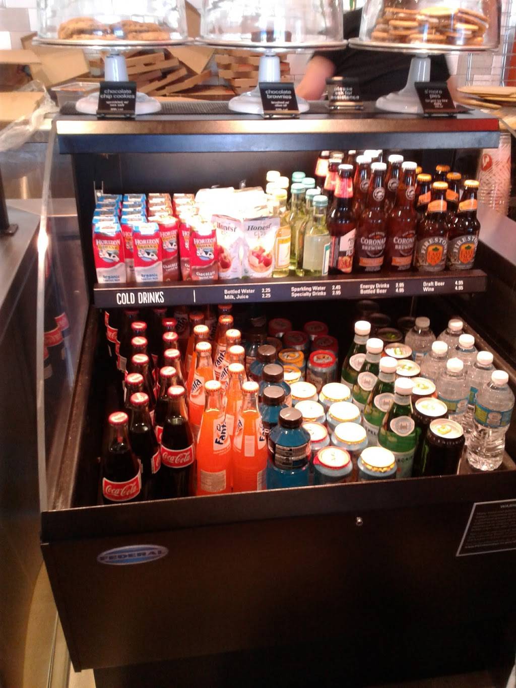 Blaze Pizza | meal takeaway | 643 N Fair Oaks Ave, Pasadena, CA 91103, USA | 6262386026 OR +1 626-238-6026