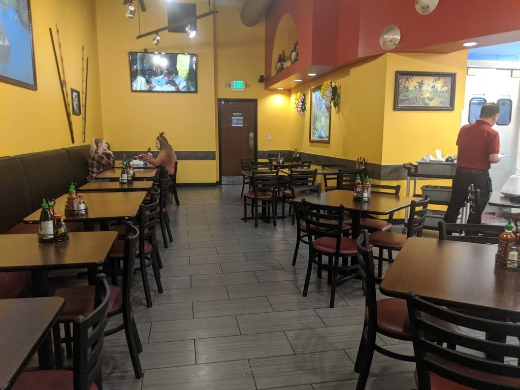 Pho Saigon Basil | restaurant | 7057 W Alaska Dr, Lakewood, CO 80226, USA | 3039226100 OR +1 303-922-6100