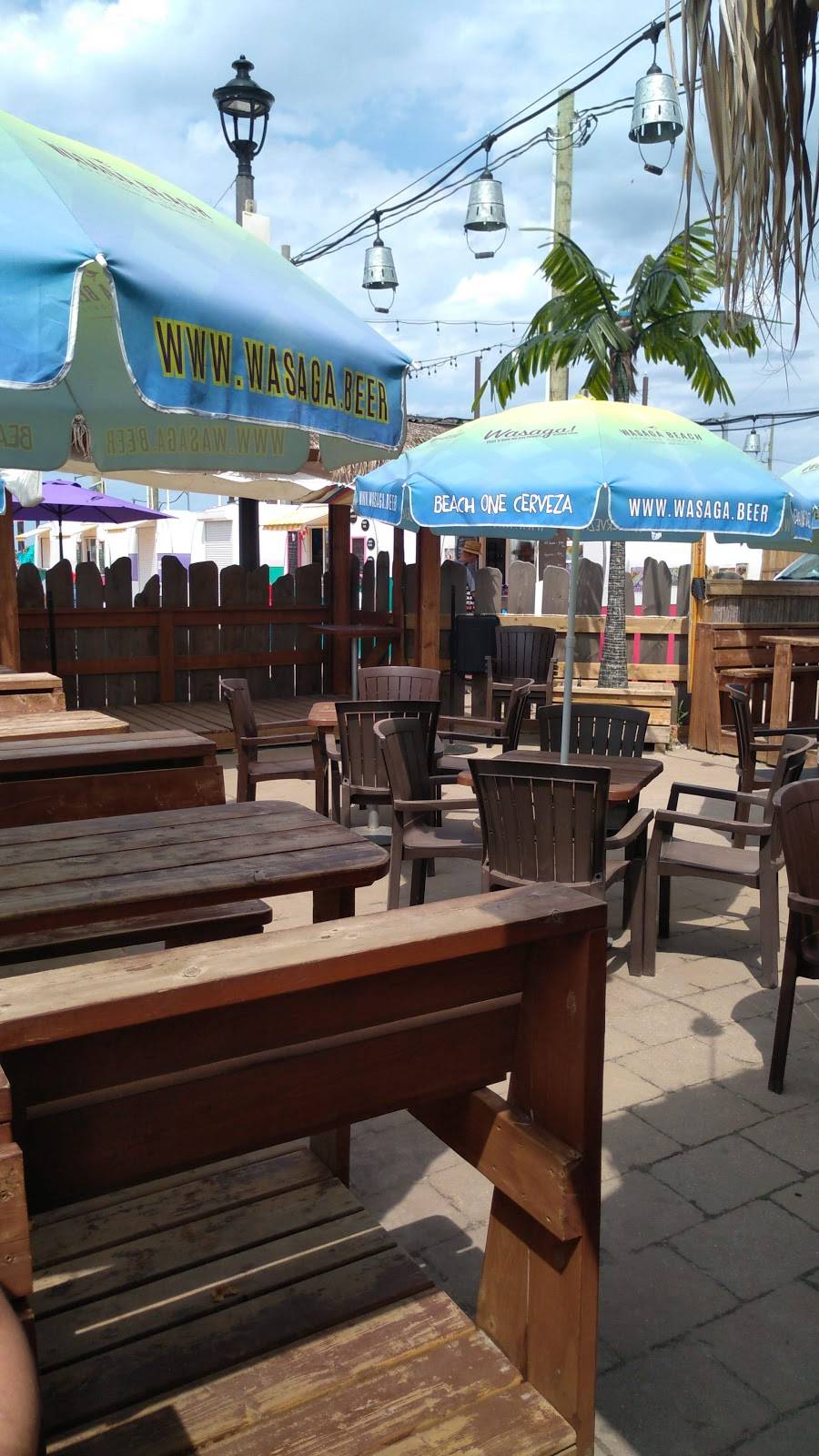 The Wasaga Beach Brewing Companys Beach Bar | restaurant | 2K2, 12 Main St, Wasaga Beach, ON L9Z 2K3, Canada | 4375562310 OR +1 437-556-2310