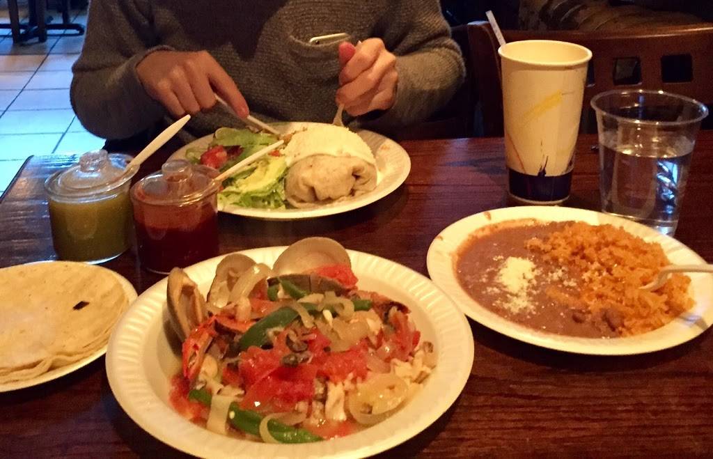 Taqueria Cocoyoc | restaurant | 211 Wyckoff Ave, Brooklyn, NY 11237, USA | 7184974489 OR +1 718-497-4489