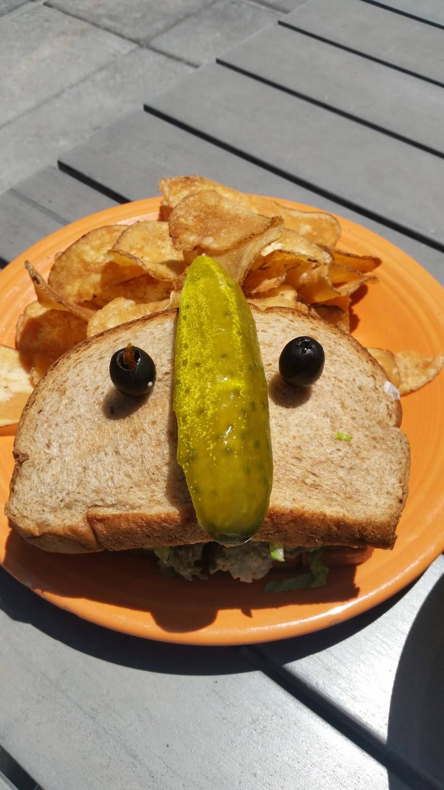 Barnabys Cafe | cafe | 1801 Binz St, Houston, TX 77004, USA | 7138741454 OR +1 713-874-1454