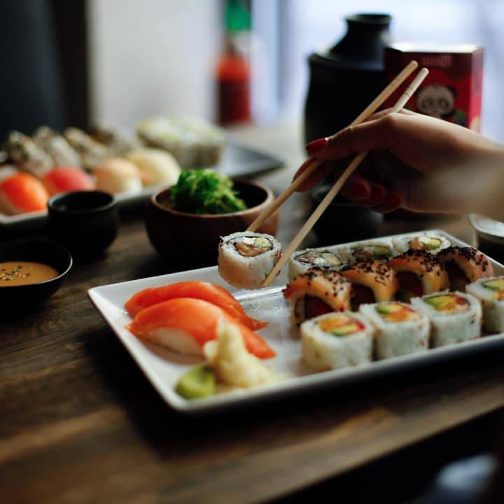 Sushi Shop | restaurant | 740 Rue Principale, Granby, QC J2G 2Y4, Canada | 4503720966 OR +1 450-372-0966