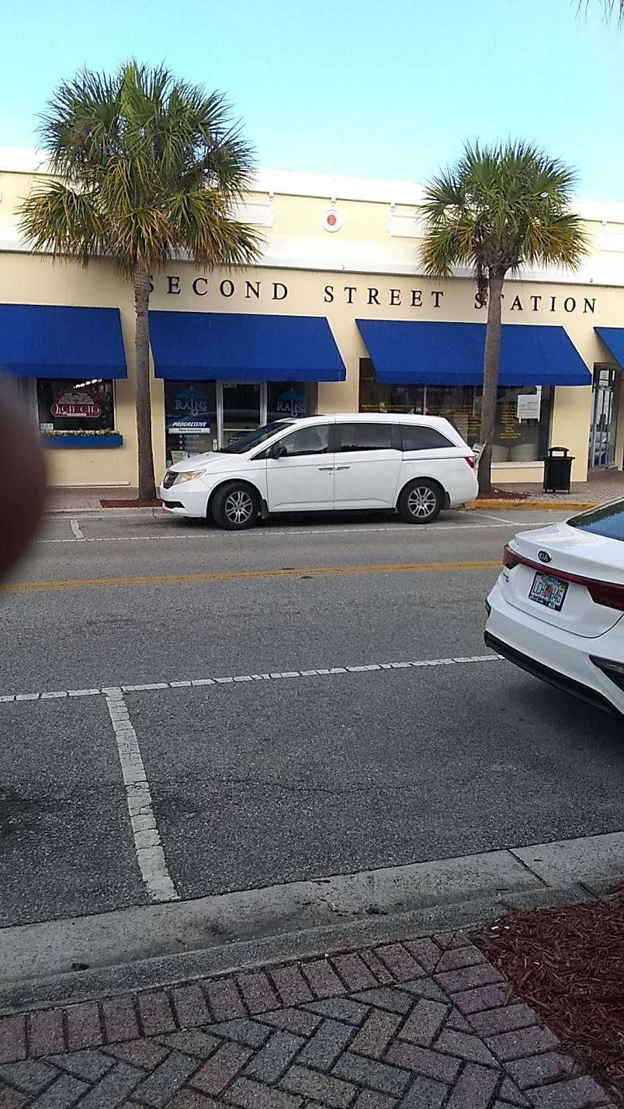 Alabon Bakery | restaurant | 1409 Delaware Ave, Fort Pierce, FL 34950, USA | 7728824983 OR +1 772-882-4983