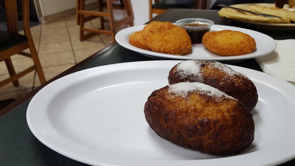 Restaurante Salvadoreño | restaurant | 4650 La Sierra Ave, Riverside, CA 92505, USA | 9513437285 OR +1 951-343-7285