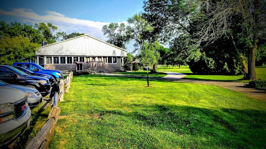 Columbus Country Club | restaurant | 301 Ingalsbe St, Columbus, WI 53925, USA | 9206235880 OR +1 920-623-5880