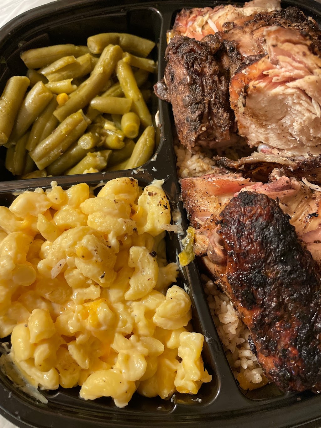 St. Bess Jerk | restaurant | 9348 S Roberts Rd, Hickory Hills, IL 60457, USA | 7086342727 OR +1 708-634-2727