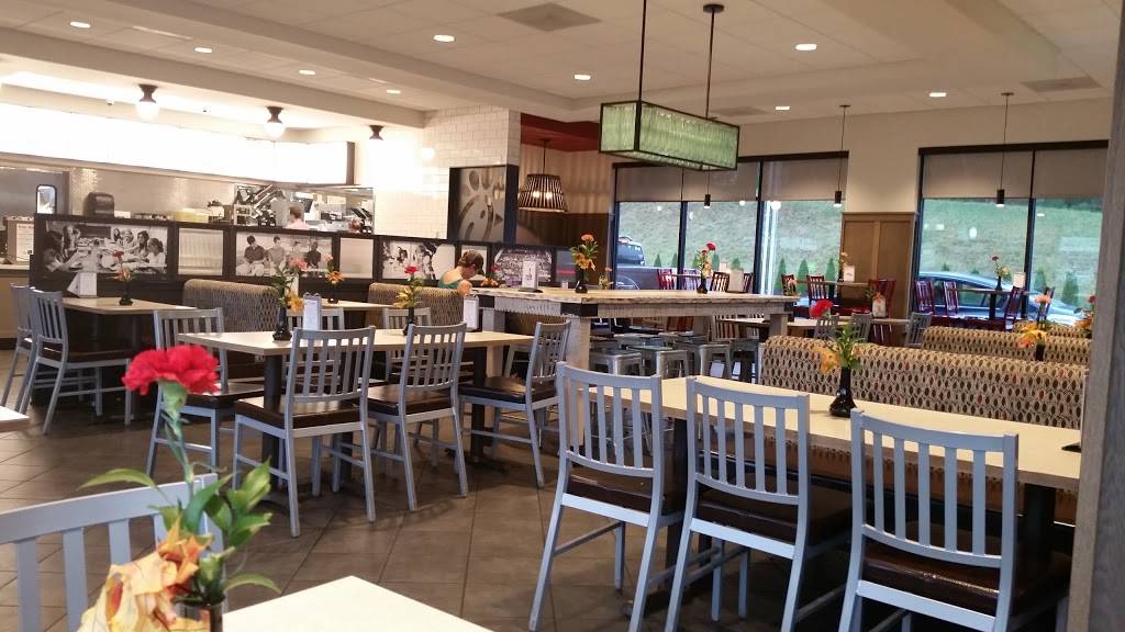 Chick-fil-A at Smith Crossroads | restaurant | 116 Wilkesboro Blvd SE, Lenoir, NC 28645, USA | 8289292449 OR +1 828-929-2449