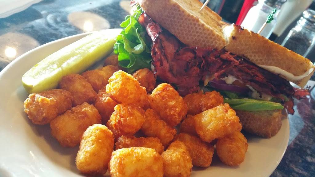 MacGregors Grill and Tap Room | restaurant | 300 Center Pl Dr, Rochester, NY 14615, USA | 5854419233 OR +1 585-441-9233