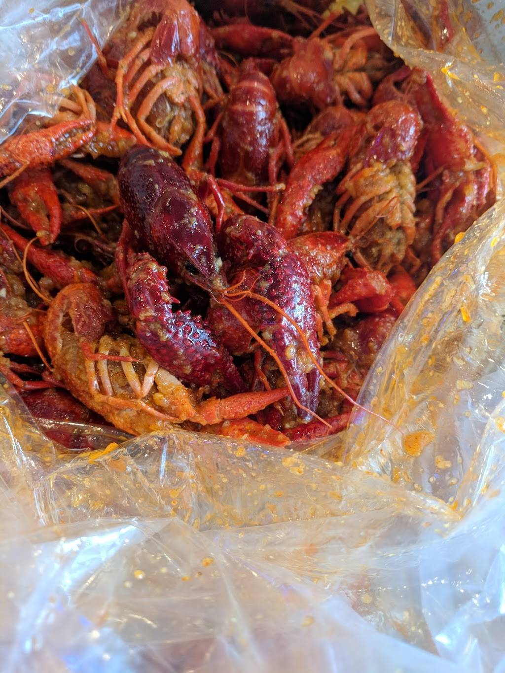 Krispy catch | restaurant | 2596 E Arkansas Ln ste 154, Arlington, TX 76014, USA | 8172743474 OR +1 817-274-3474