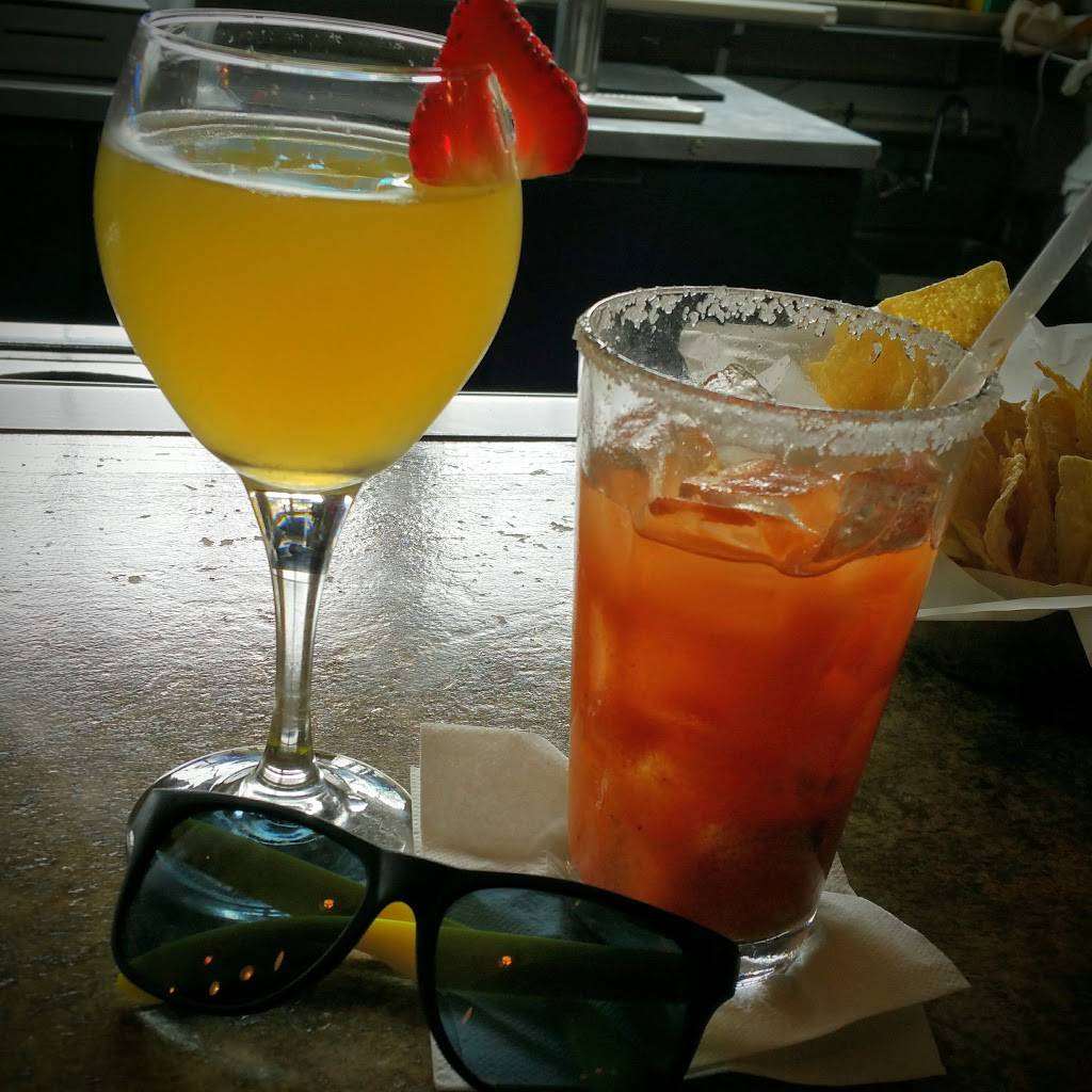 Blue Goose Cantina | restaurant | 4121 Barton Creek, Highland Village, TX 75077, USA | 9729662583 OR +1 972-966-2583