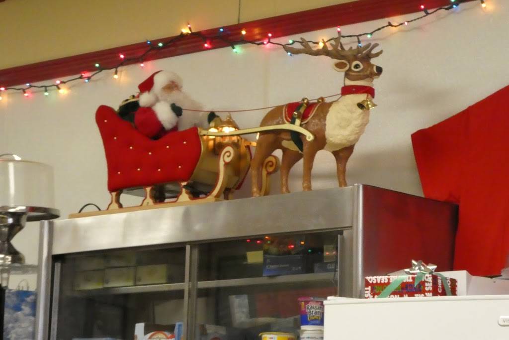 City Hall Diner | restaurant | 827 Park Ave, Cranston, RI 02910, USA | 4014671200 OR +1 401-467-1200